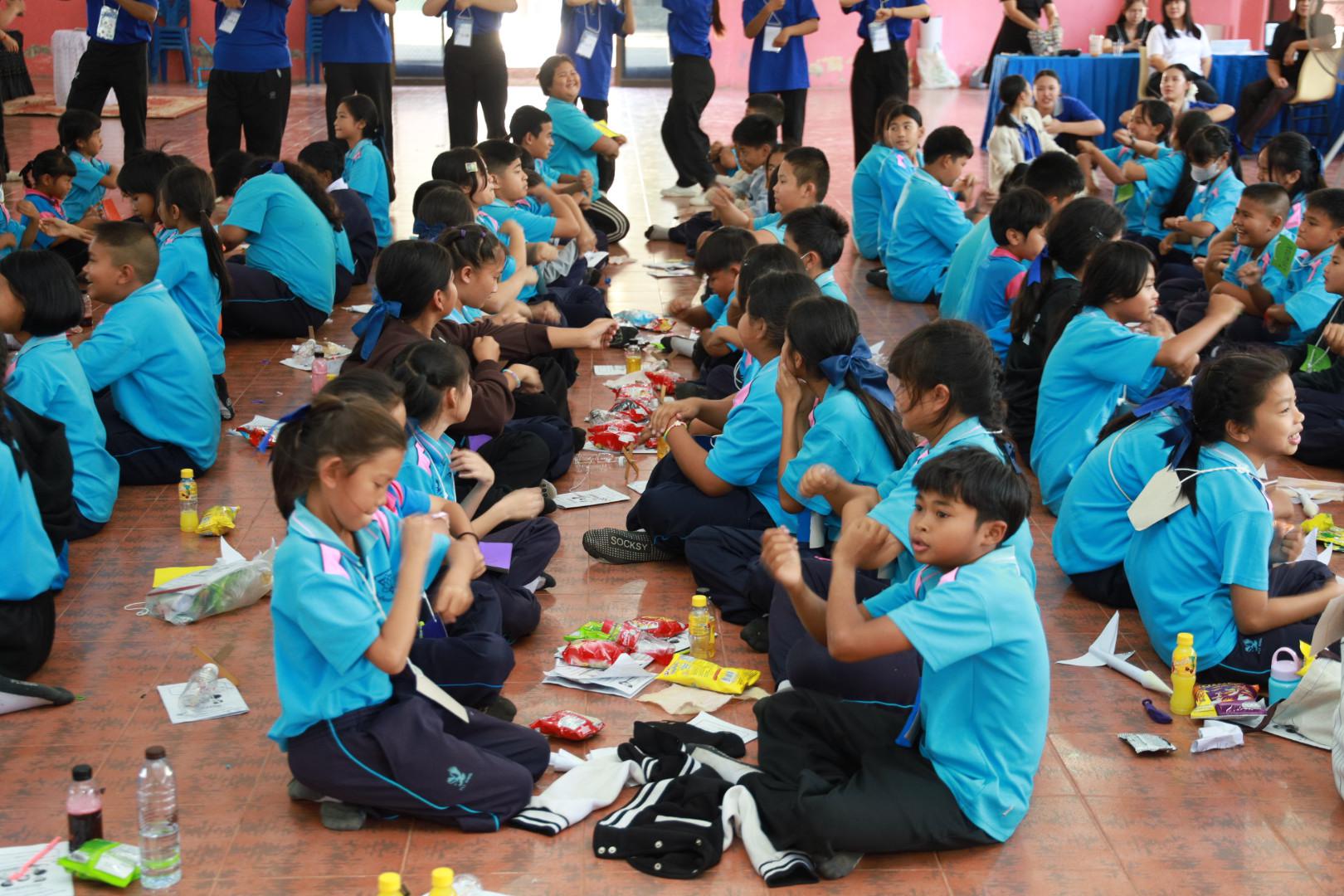 395. วันที่ 27 มกราคม 2569 โปรแกรมวิชาวิทยาศาสตร์ทั่วไป ได้จัดค่ายสเต็มศึกษาให้กับนักเรียนชั้นประถมศึกษาปีที่1-6 ณ โรงเรียนอนุบาลคลองขลุง จ.กำแพงเพชร